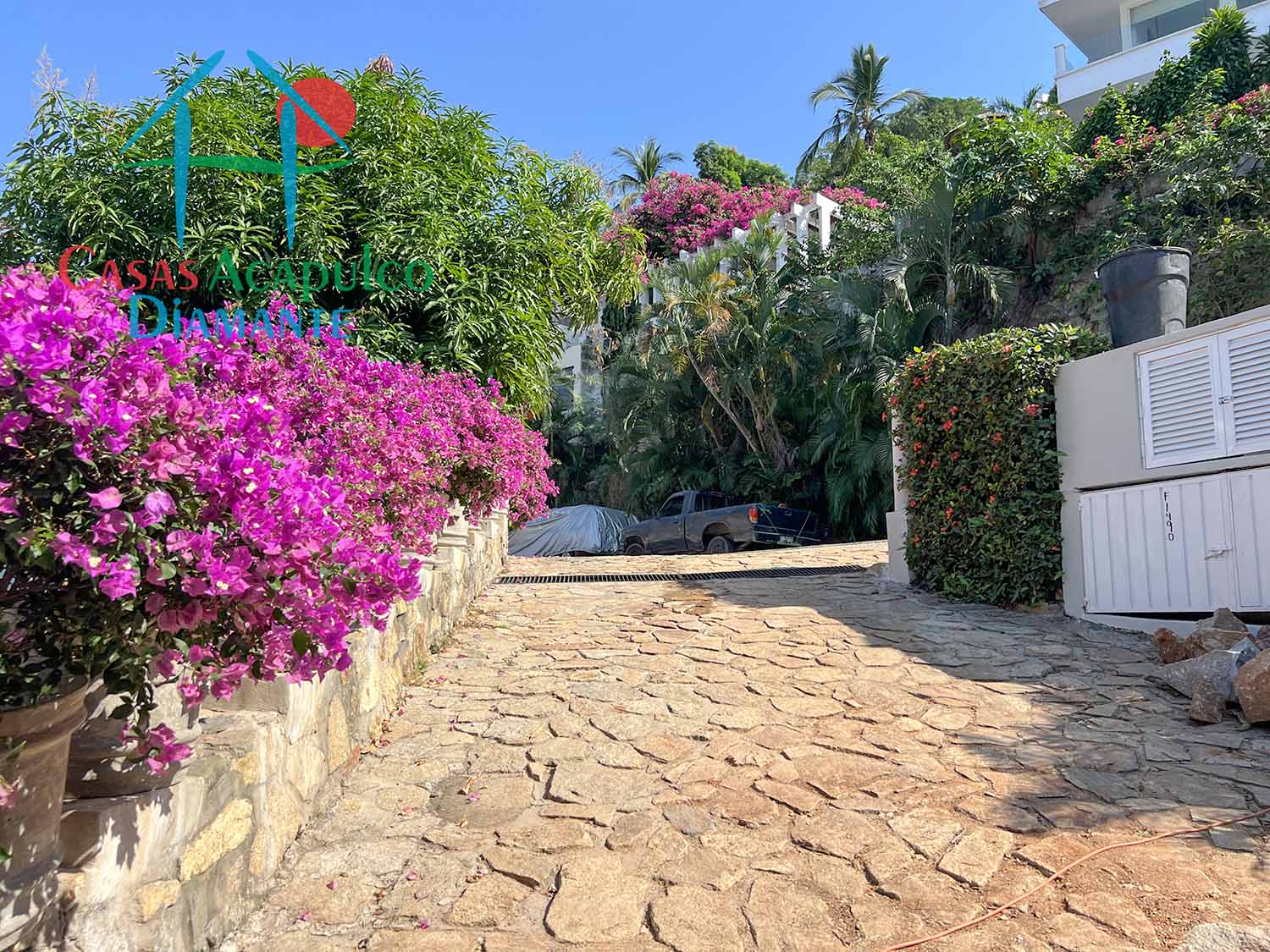 Casa Romance - Acceso 3